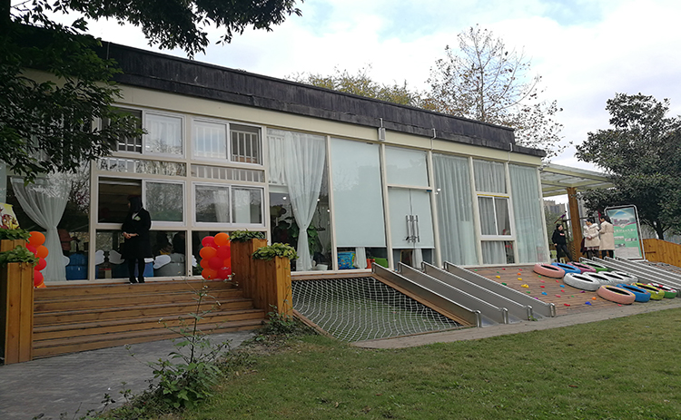 成都东湖公园森林艺术儿童馆进口碳纤维电地暖项目