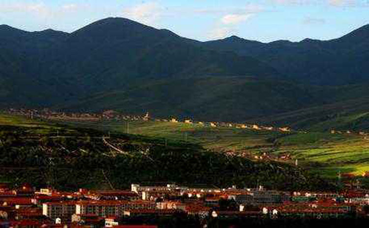 阿坝州高原地区壤塘卫生院碳纤维电地暖安装项目