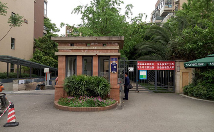 成都新界一期暗装暖气片安装案例